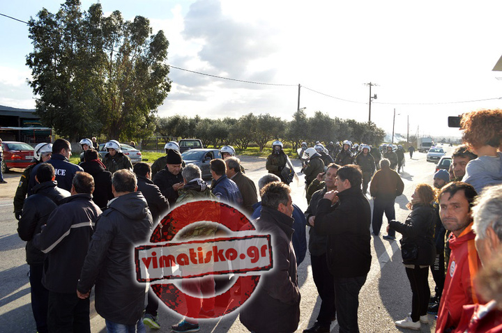 Ούτε βήμα πίσω δεν πρόκειται να κάνουν οι κάτοικοι, όπως διαβεβαιώνουν οι ίδιοι. Το ίδιο διαβεβαιώνει και η κυβέρνηση