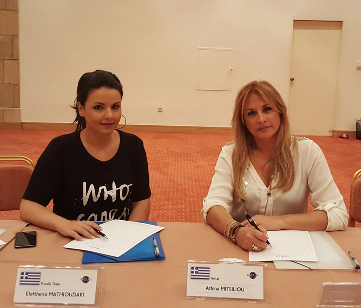 Οι ελληνίδες εκπρόσωποί μας στο συνέδριο, Αθηνά Μητσίλιου και Ελευθερία  Μαθιουδάκη που ανέλαβαν την εντυπωσιακή αυτή διοργάνωση 