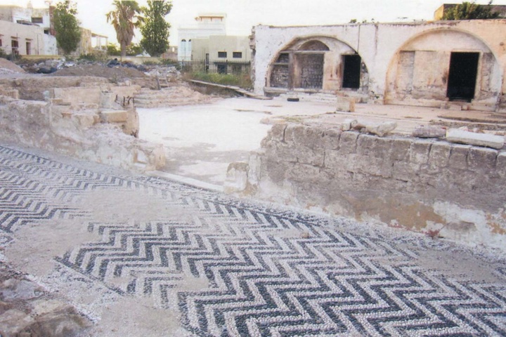 Ό,τι διασώζεται από την Καχάλ Γκράντε που βομβαρδίστηκε από τους Άγγλους