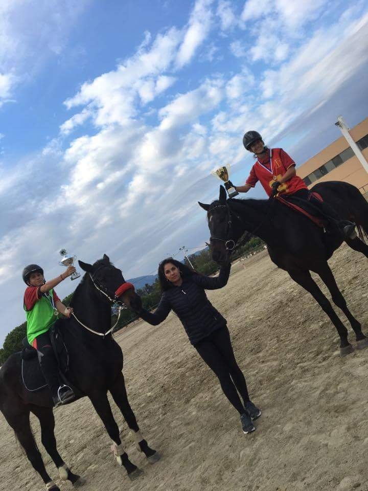 Οι Μιχάλης Χατήρης και Κατερίνα Παπασάββα με την προπονήτριά τους, Μαρία Χατζηβασιλείου