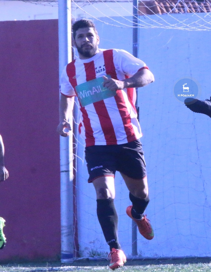 Ο Νικήτας Μαλλιάκας χάρισε τη νίκη στον ΑΕΡΑ με γκολ στις καθυστερήσεις ΦΩΤΟ ΒΙΚΤΩΡ