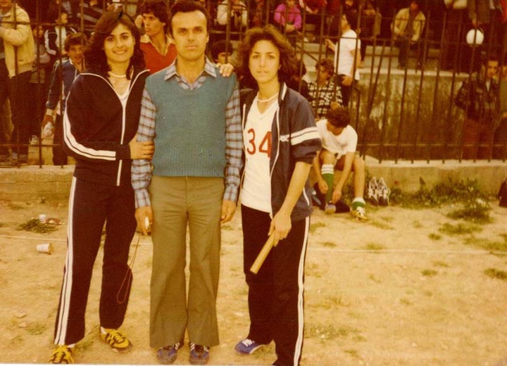 Το 1980 με τις Μαρία  Παπούλη (αριστερά)  και Στέλλα Ξεπαπαδάκη