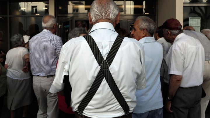 Συλλαλητήριο στην πλατεία Κύπρου Συλλαλητήριο στην πλατεία Κύπρου