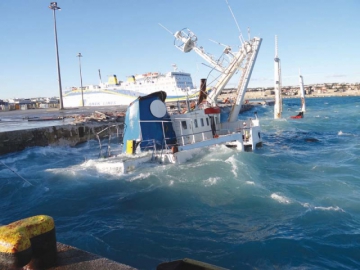 H περιοχή μυρίζει πετρέλαιο και... ανευθυνότητα