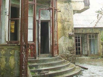 Στο σφυρί από το ΤΑΙΠΕΔ βγαίνει η βίλα Ντε Βέκκι 