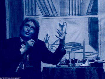 Ο «Επικήδειος» στη Ρωγμή του Χρόνου