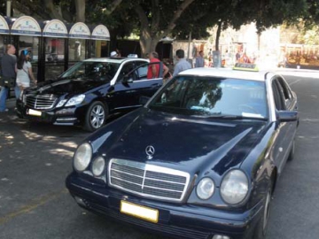 Στους εποχικούς επιδιώκουν να ενταχθούν οι οδηγοί ταξί