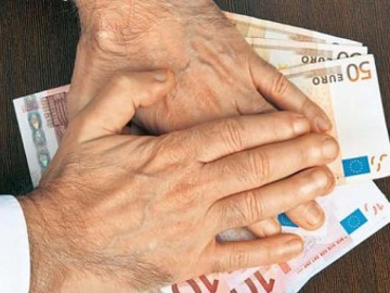 «Εντολή» για μαζικές αγωγές κατά  του δ.σ. της Τράπεζας Δωδεκανήσου