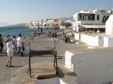 Η Ελλάδα «πρωταθλήτρια» της ΕΕ στις διανυκτερεύσεις σε τουριστικά καταλύματα