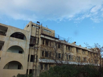 Η νέα πτέρυγα και τα  εκατομμύρια που πετάχθηκαν