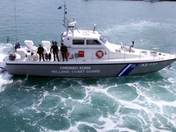 Αλλες τρεις σοροί μεταναστών ανασύρθηκαν από το ναυάγιο στο Φαρμακονήσι