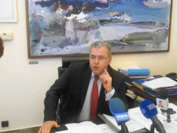 Τα «βρόντηξε» και φεύγει  ο Στάθης Κουσουρνάς 