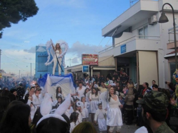 Κέφι, ζωντάνια και διασκέδαση στα καρναβάλια της Ρόδου