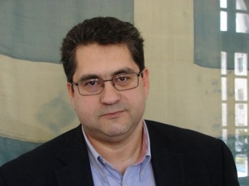 Περιοδεία σε Ρόδο και βόρειο συγκρότημα θα πραγματοποιήσει ο Χαράλαμπος Κόκκινος