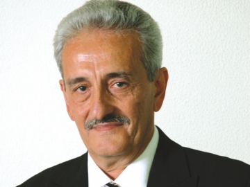Επίθεση σε τοπική εφημερίδα εξαπέλυσε σήμερα ο Χατζής Χατζηευθυμίου