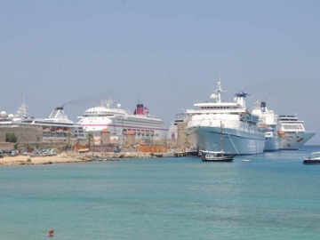 Εξηγήσεις για το home port ζητά από τρεις υπουργούς ο Δημ. Γάκης