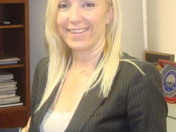 Ανακοίνωσε την υποψηφιότητα της με τον Γιάννη Μαχαιρίδη η Λίτσα Φτακλάκη