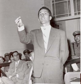 Τί αποκάλυψε η “μηχανή του χρόνου”  για τον Νικ. Μανδηλαρά