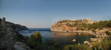 Μικρής έκτασης κατολίσθηση στην  παραλία Άντονι Κουίν