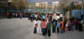Εκεί που μας χρωστούσαν,  μας πήραν και το βόδι " !