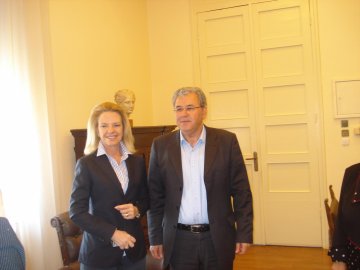 Σήμερα στη Ρόδο  η Ελίζα Βόζενμπεργκ