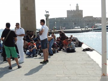 Προσωρινά κρατούμενοι οι δύο δουλέμποροι