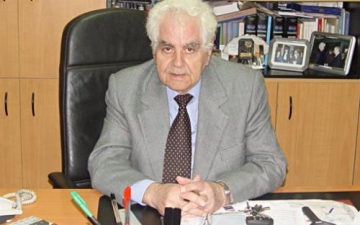 Εις μνήμη Παύλου Μαριά