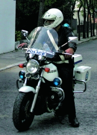 Με πλαστή άδεια οδήγησης