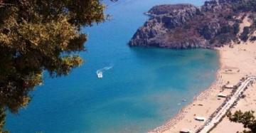 Σαφής καθορισμός του αιγιαλού στο πολυνομοσχέδιο του υπουργείου Οικονομικών