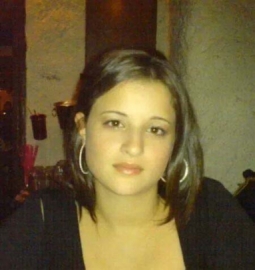 Η όμορφη Κατερίνα ανέλαβε τα ηνία της ποδοσφαιρικής ομάδας του Αφάντου