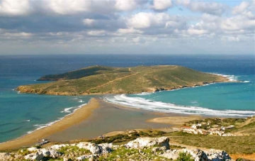 Στα ελληνικά νησιά οι Κύπριοι για τις διακοπές τους
