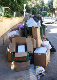 Πέφτουν… «καμπανιές» στη Ρόδο για την καθαριότητα