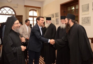 Ζητά να διαγραφεί από τον  ΣΥΡΙΖΑ λόγω της επίσκεψης  Τσίπρα στο Άγιο Όρος
