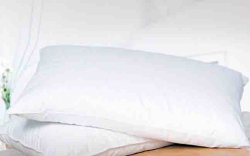 Τα παλιά μαξιλάρια  ευθύνονται για ακμή  και αλλεργίες