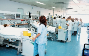 Έντονη ανησυχία για την κατάσταση στα νοσοκομεία, από τις Ομοσπονδίες γιατρών και εργαζομένων