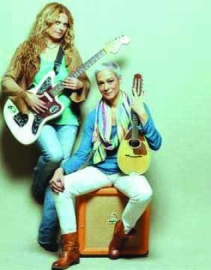 Συναυλία στην Τάφρο με τις Ελένη Τσαλιγοπούλου και Μελίνα Κανά