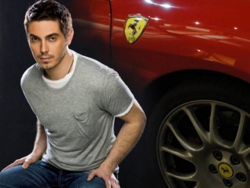 Συνελήφθη ο τραγουδιστής Μιχάλης Χατζηγιάννης