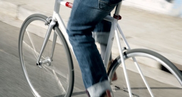 Τραυματίστηκε ποδηλάτης στις Κάτω Πέτρες