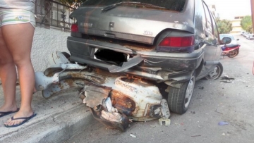 Οδηγός έπεσε πάνω σε σταθμευμένα οχήματα στη Ρόδο!