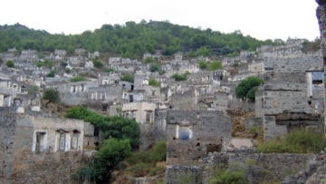 Ενεργοποίηση της κυβέρνησης για το ελληνικό χωριό Λεβίσσι, ζητάει ο Γιώργος Νικητιάδης
