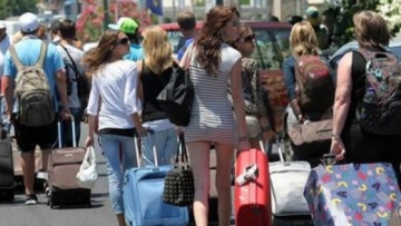 Βούλιαξε η Βόρεια Ελλάδα από βούλγαρους τουρίστες