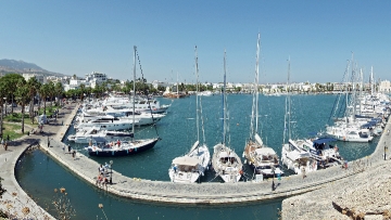 Τρομοκρατική επίθεση  σε πλοίο και ατύχημα  στο αεροδρόμιο