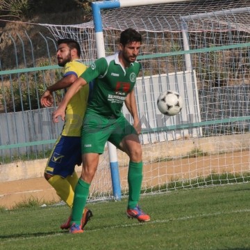 Πρώτη νίκη με γκρίνιες