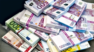 Δίνουν… συγχωροχάρτι  στα εμβάσματα εξωτερικού;