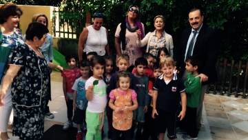 Επίσκεψη του Φ. Χατζηδιάκου στον δημοτικό παιδικό σταθμό Καβαρινού 