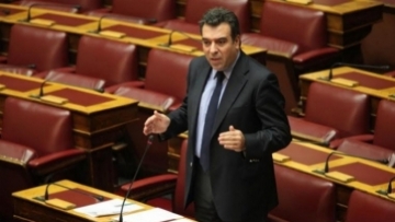 Μάνος Κόνσολας: «Η κατάρτιση ανέργων δεν μπορεί να αφορά μόνο τα ΚΕΚ των Αθηνών με φωτογραφικές προκηρύξεις» 