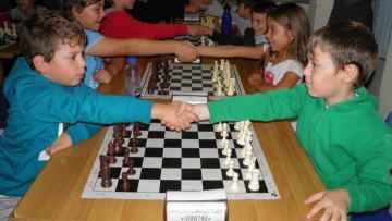 Συνεχίζονται τα τουρνουά στο πλαίσιο του 3ου Grand Prix σκάκι στη Ρόδο