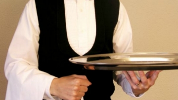 ΠΟΕΕΤ: Υπεγράφη νέα κλαδική ΣΣΕ στην εστίαση