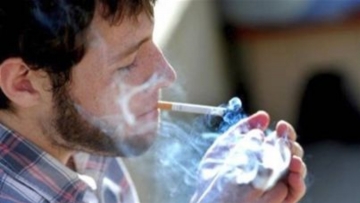 Νέα εγκύκλιος για το κάπνισμα στα σχολεία – Τι κυρώσεις προβλέπει