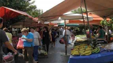 Για τα ροδιακά προϊόντα δεν ισχύει το “παπούτσι από τον τόπο σου...”